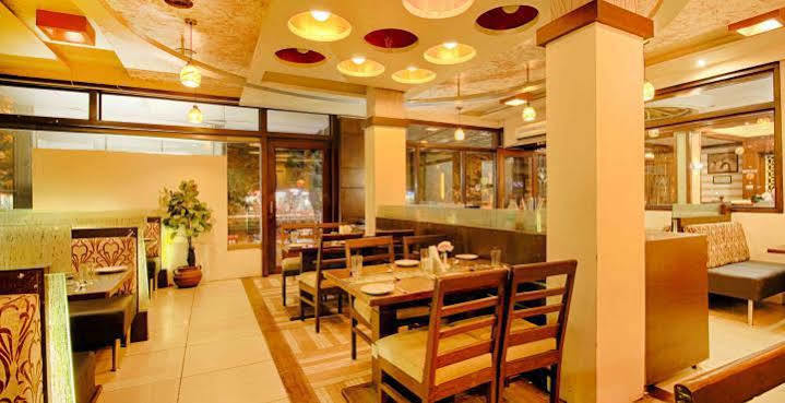 Parth Residency Hotel Ahmedabad Exterior photo